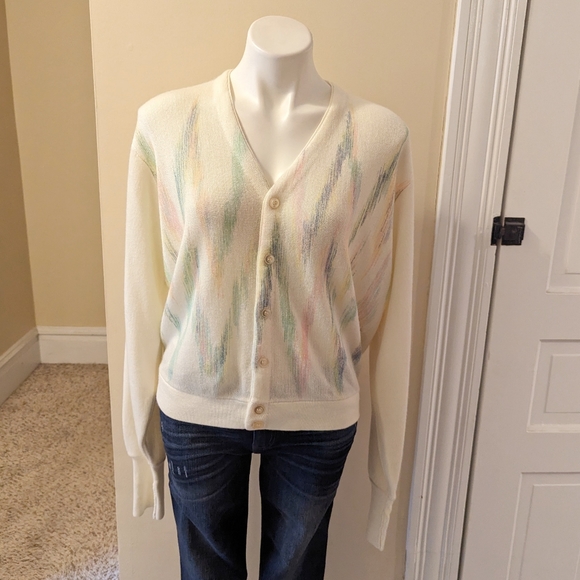 Vintage Sweaters - Vintage Greenbriar cream with pastel water color print cardigan size medium